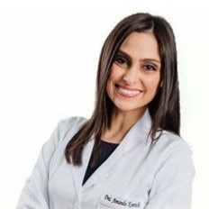 Dra. Amanda Terra de Sá K.